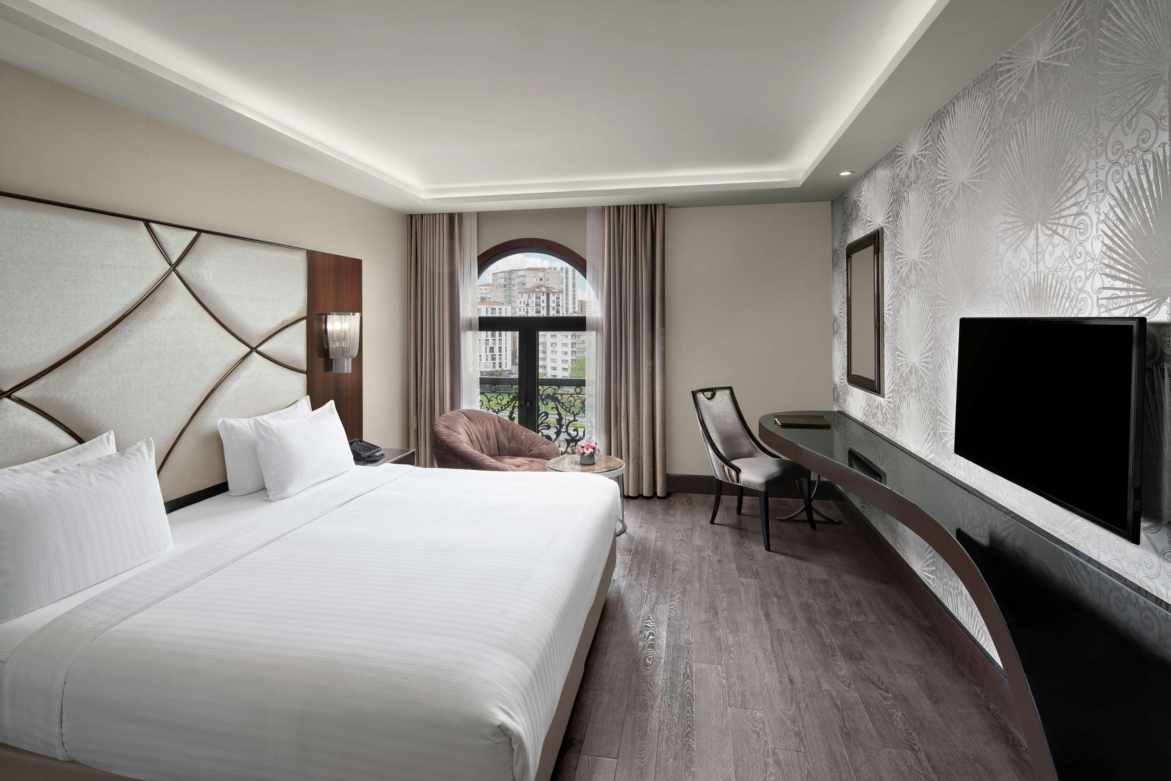 Doubletree By Hilton Esentepe Otel 5*