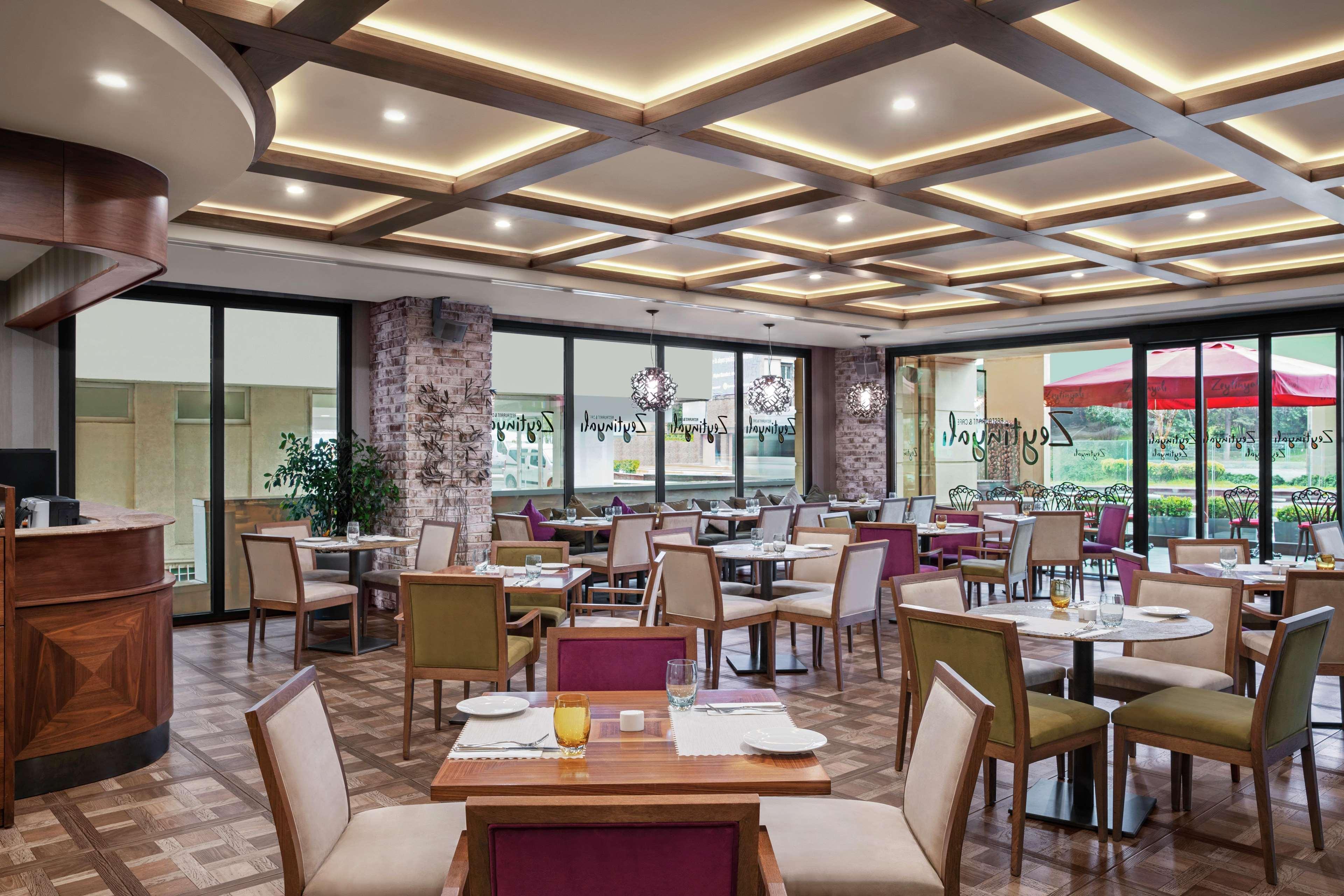 Doubletree By Hilton Esentepe Otel
