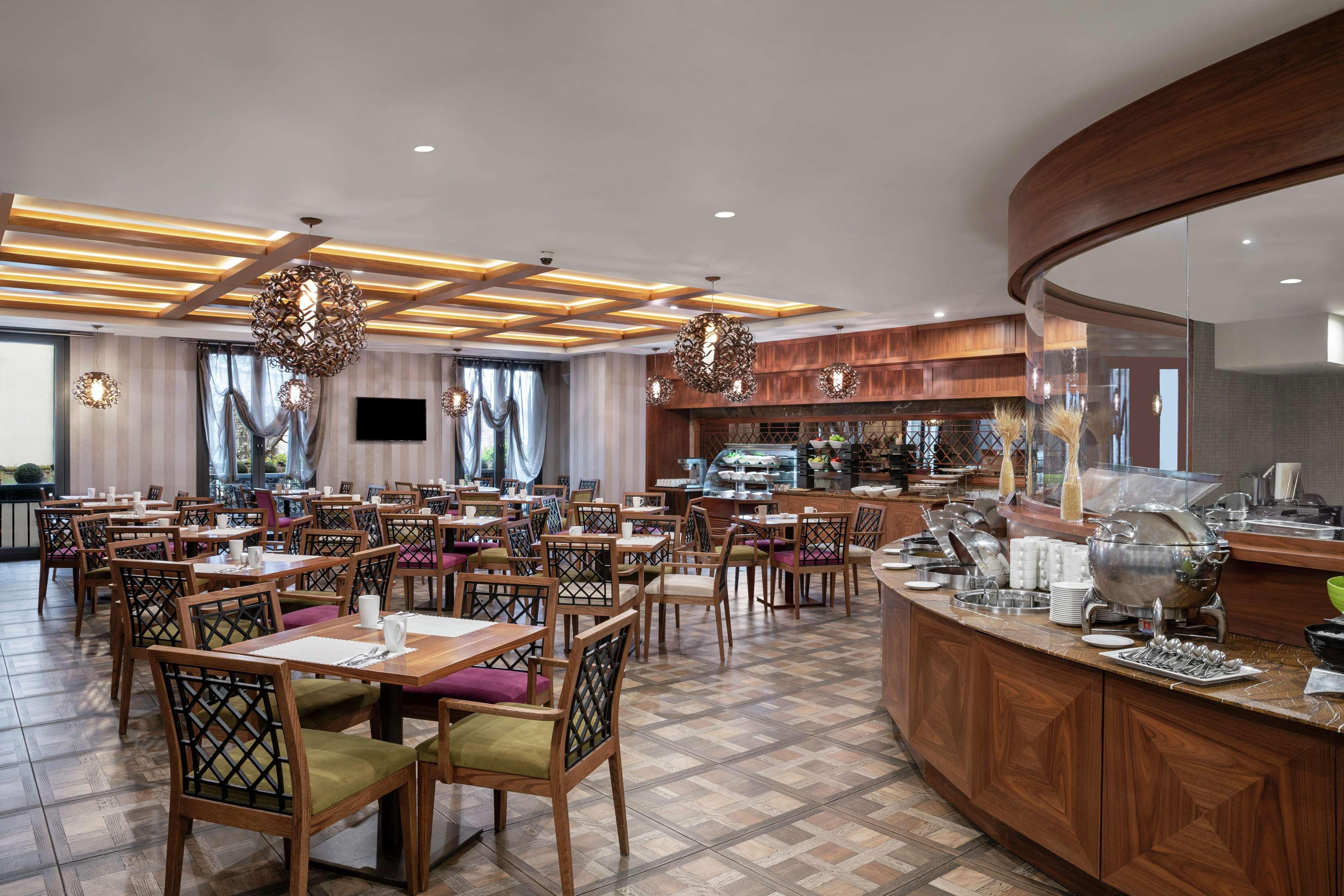 Doubletree By Hilton Esentepe