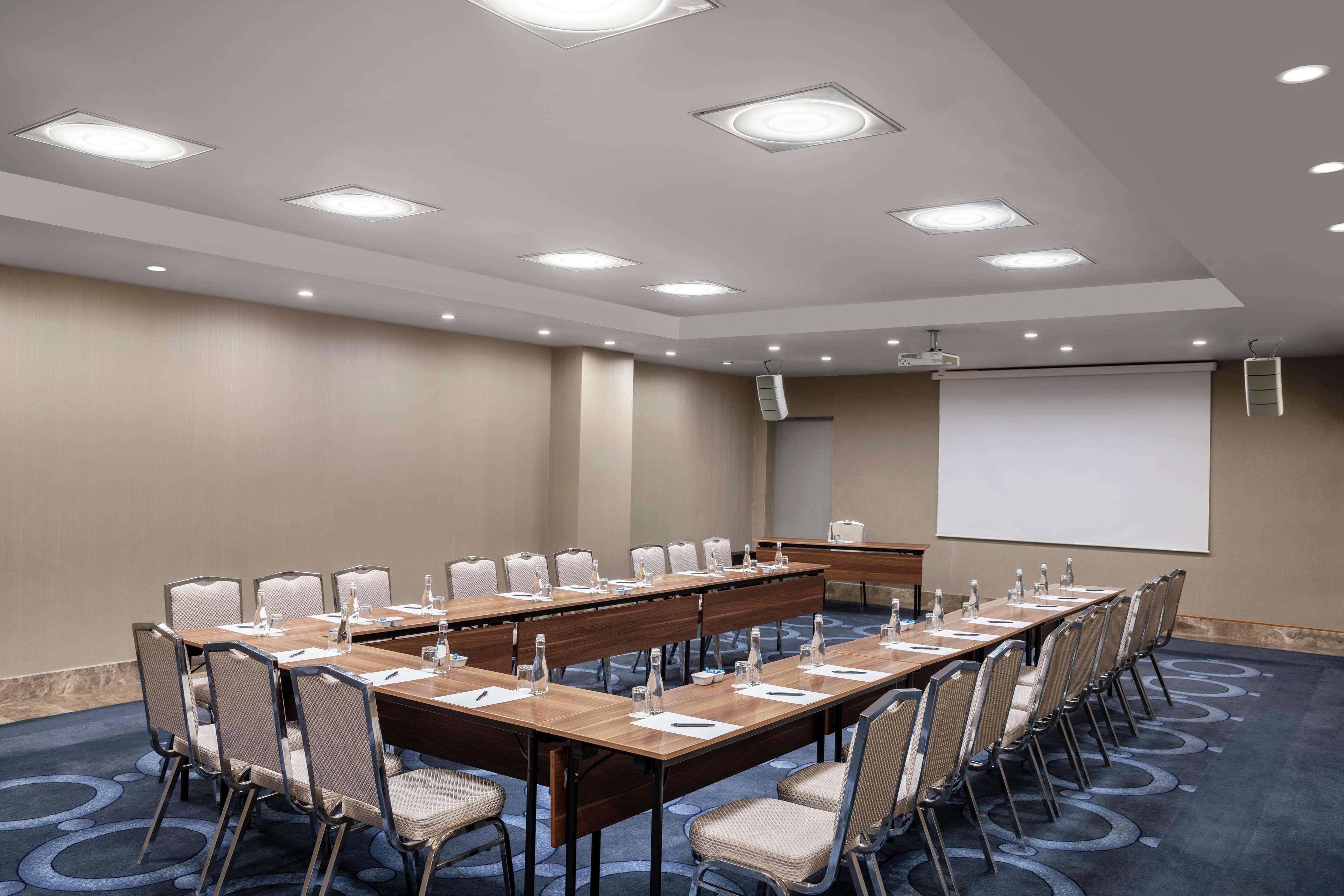 Doubletree By Hilton Esentepe