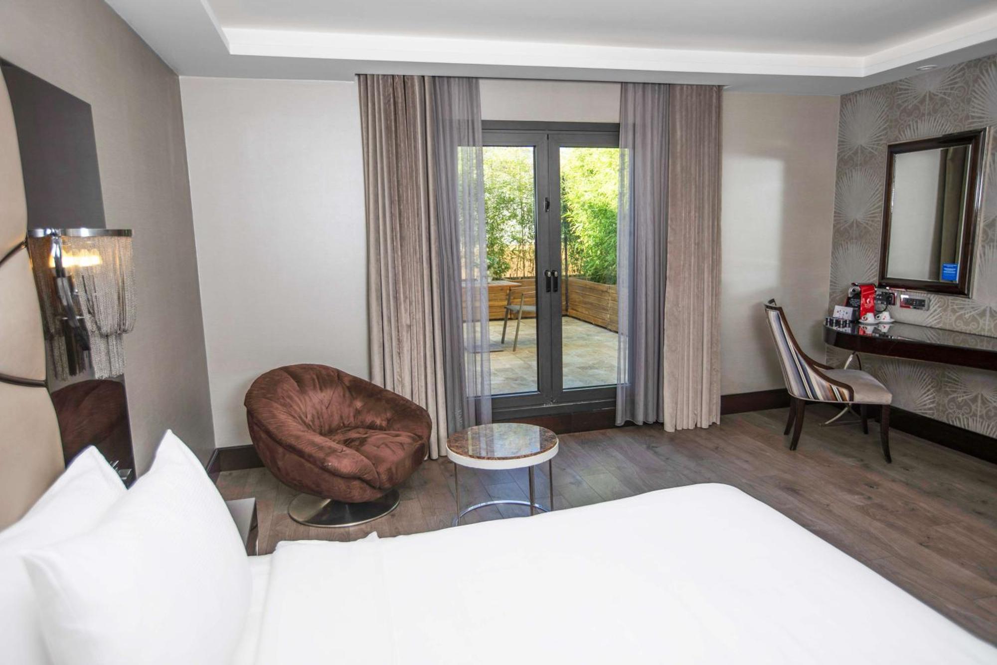 Doubletree By Hilton Esentepe Otel